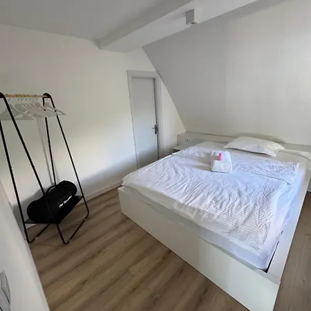 Rooftopwohnung Ueber Den Daechern Von Vinitsa Mit Meerblick Διαμέρισμα Βάρνα